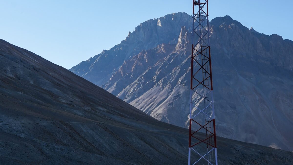 Reliance Jio telecom tower in India for Jio Platforms IPO news